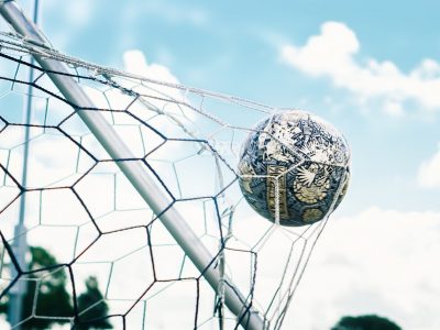 pallone da calcio in rete