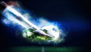 Tiro di collo pieno ad un pallone da calcio