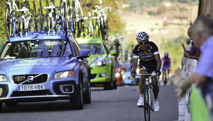 Ciclismo: il Giro d'Italia si arrampica sulle Dolomiti