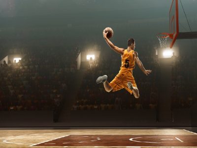 Basket, NBA: I Suns ospitano i Clippers